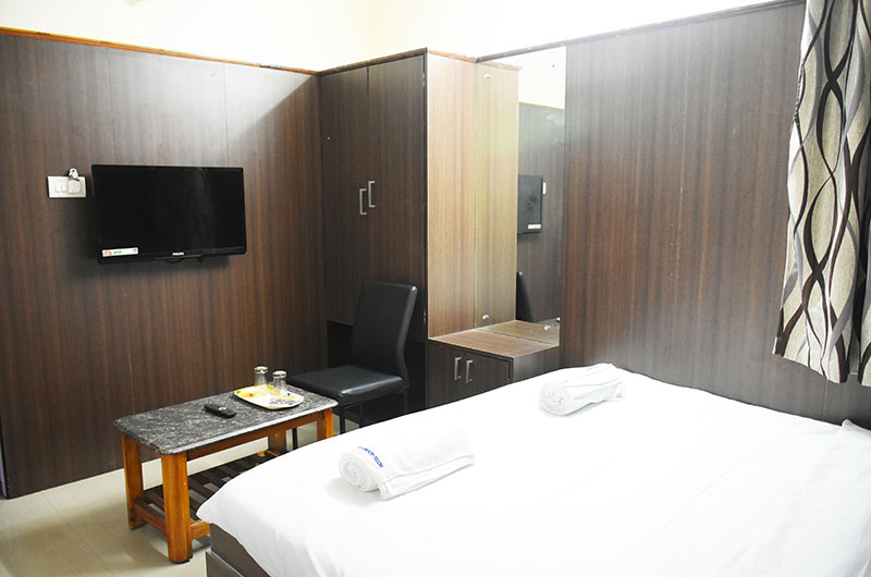Hotel Govind Heights - Executive Double Room-2